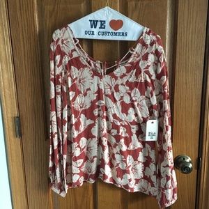 Billabong Flowy Floral Blouse🌸 (never worn)